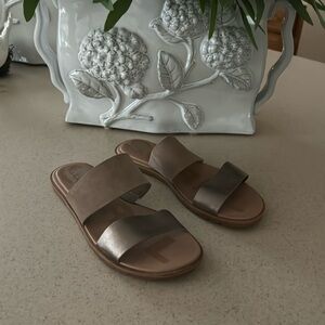 Sorrel sandals